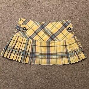 Yellow Plaid Pleated Skirt